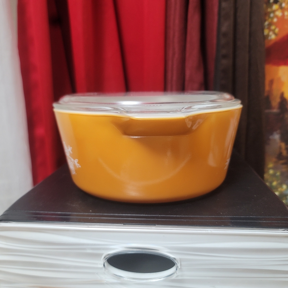 Butterfly Large Pyrex Casserole Dish 475-B Vintage 70s with Lid Gold Orange - Picture 5 of 12